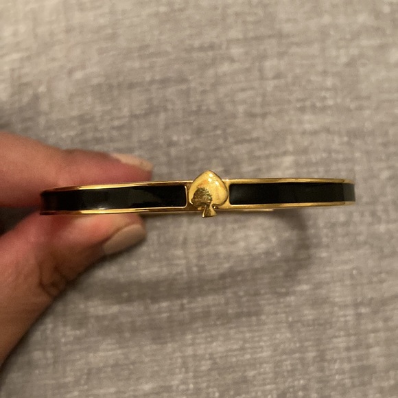 Kate Spade ♠️ Black and Gold Clasp Bracelet - Picture 3 of 4
